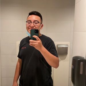 Meet your Posher, Caleb